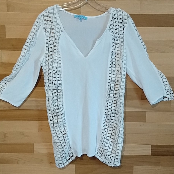 💥4for$20 White swimsuit cover up - Picture 2 of 4